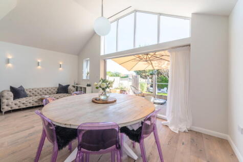 Powder Mill Lane, Tunbridge Wells, TN4 9DT