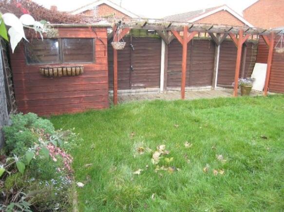 Rear Garden Photo 2
