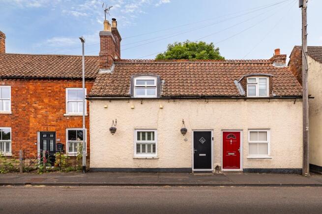 82 High Street (Sempringham)-8.jpg