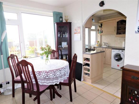 KITCHEN/DINER
