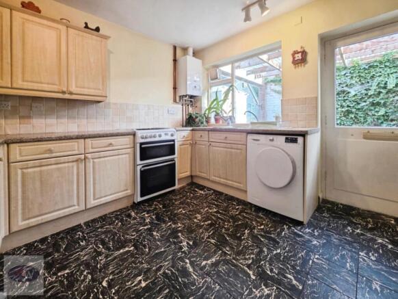 3 bed Detached Bungalow for sale Image 7