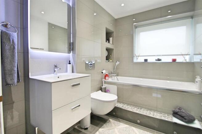 Bathoom: