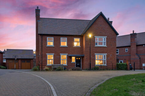 Oat Close, Rotherfield Greys, Henley-on-Thames, Oxfordshire, RG9