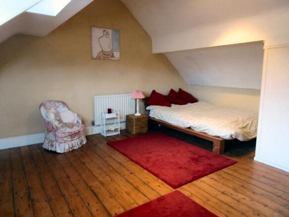 Attic Room/Bedroom 4