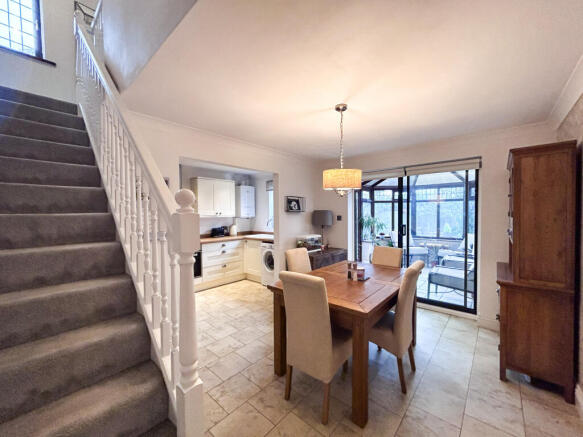 Kitchen / dining room