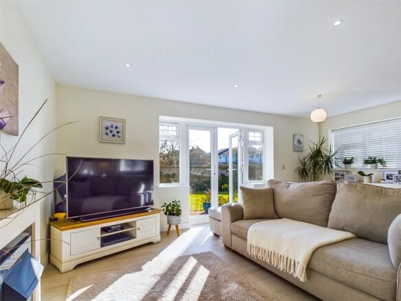 Seaton Road, Highcliffe, Christchurch, BH23 photo 4