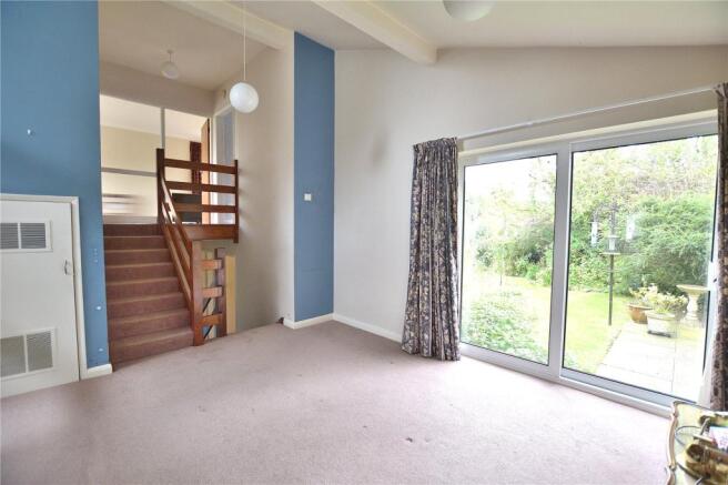 Hallway/Dining Room