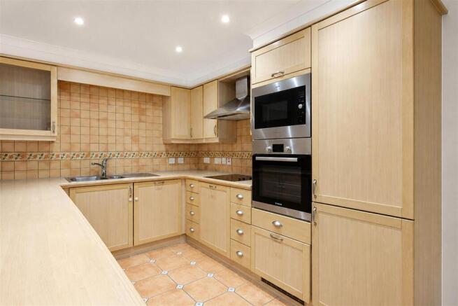Flat 2, 546 Chiswick High Road - 6qoy12RRjyzA3PMte