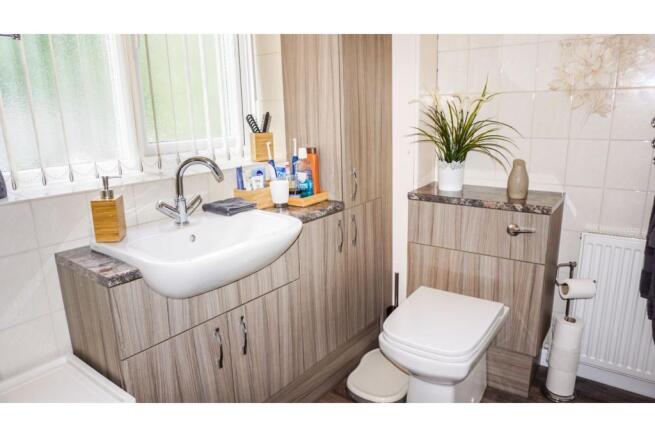 Master En-suite