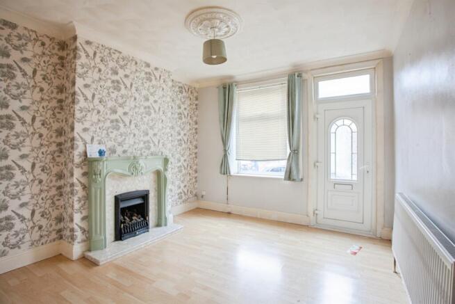 3 bed Terraced for sale Image 5
