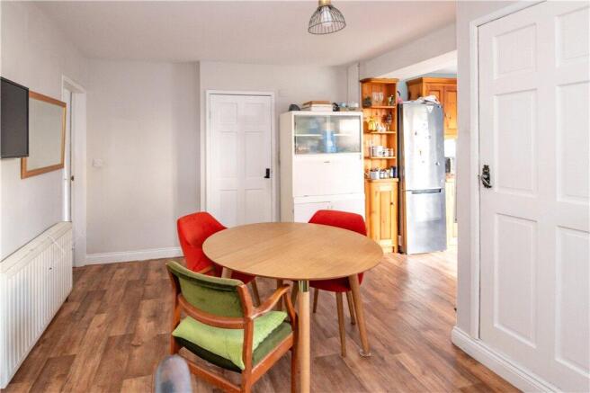 Living/Dining Area