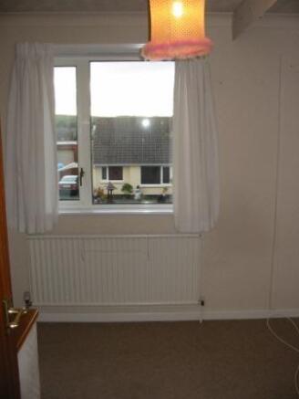 Front Single Bedroom
