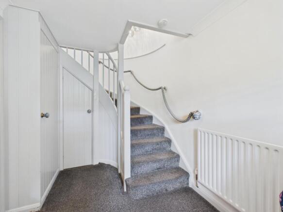 4 bed Semi-Detached for sale Image 7