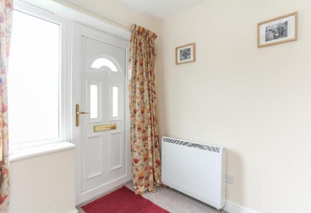 Hallway 1.jpg