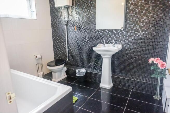 Master En-suite