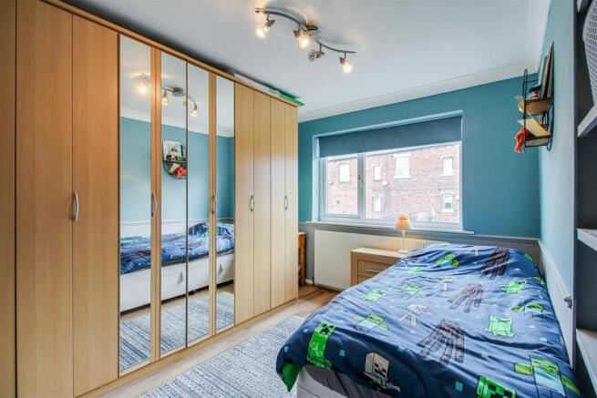 3 bed Semi-Detached for sale Image 10