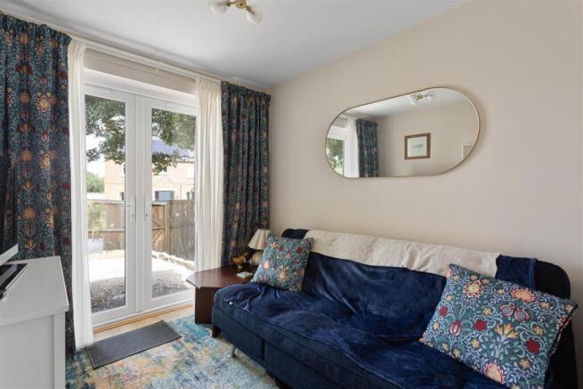 2 bed Semi-Detached for sale Image 10