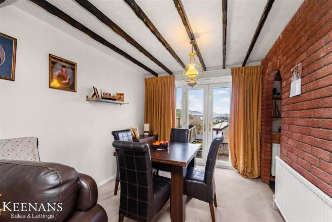 3 bed Semi-Detached for sale Image 5
