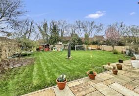 2, Four Acre Close, Swindon SN6 6PJ