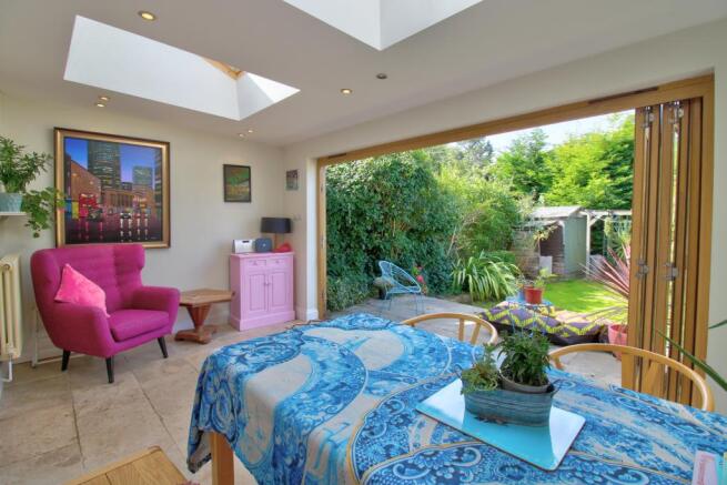 Garden room 3
