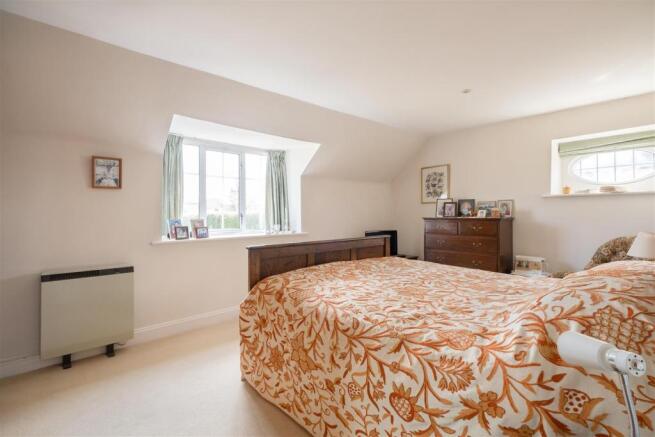 Master Bedroom.jpg
