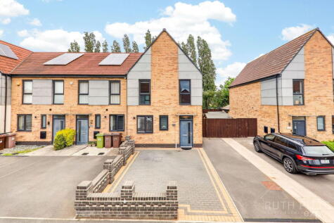 Lapwing Road, South Elmsall, WF9