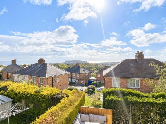 3 bed Terraced for sale Image 11