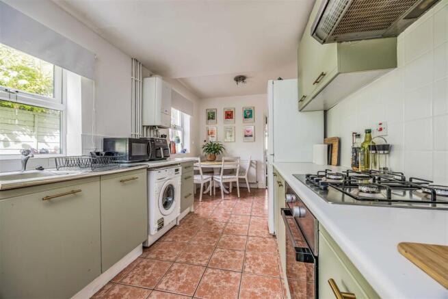 51 Lawson Road, Southsea-Small-PorticoMarketing-So