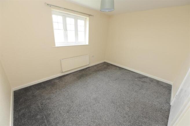 2 bed Semi-Detached for sale Image 8