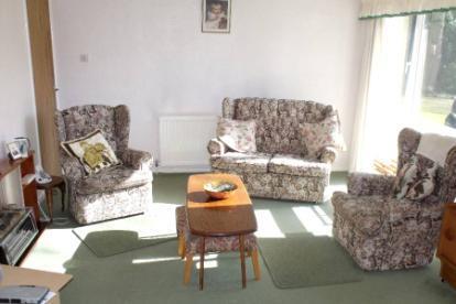 Front Aspect Lounge