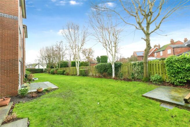 1 bed Flat for sale Image 8