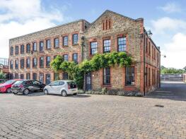 13, Athelstan Place, Twickenham TW2 6AY