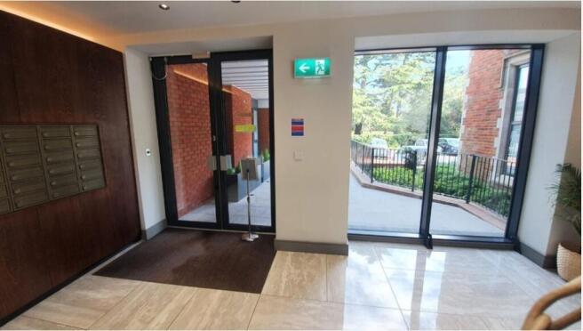 Reception with on-site concierge