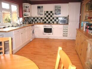 Kitchen/Breakfast Rm
