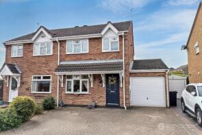 4, Sandby Close, Bedworth CV12 8UB