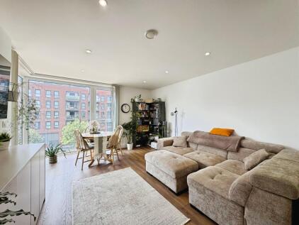 Zenith Close, London, NW9