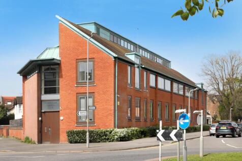 Reynolds Court, Baring Road, Beaconsfield, HP9