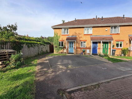 Leary Crescent, Newport Pagnell, MK16 9GB