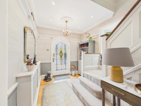 3 bed Semi-Detached for sale Image 10