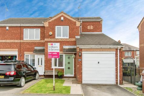 Weeland Court, Knottingley