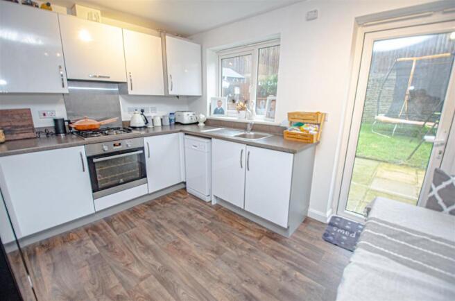 Kitchen/Dining Room
