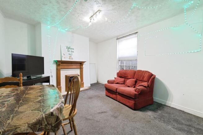 8 bed Terraced for sale Image 6