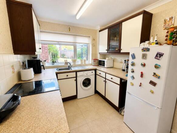 Kitchen.JPEG