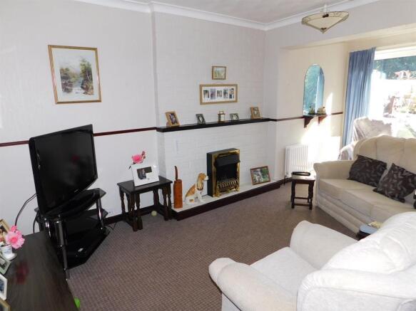 lounge 1