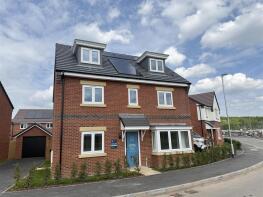 5, Hillside Road, Burton-on-trent DE13 9GS