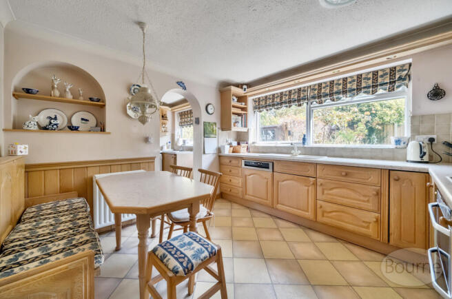 949b94dd-9bea-4e9...