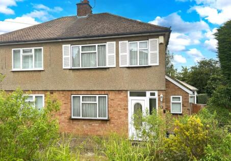 2 Kimble Crescent, Bushey, Hertfordshire, WD23 4SR