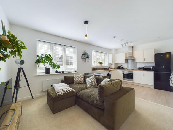 Sitting Room to K...