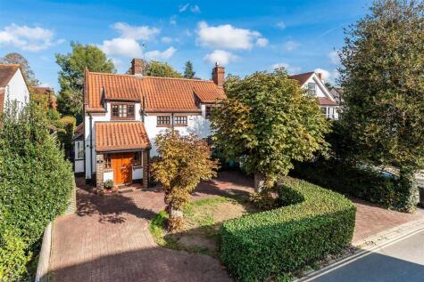 Linden Road, Leatherhead, KT22