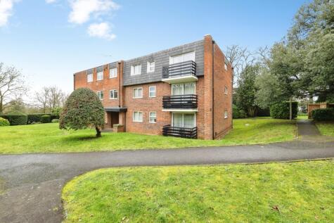 Parkmore Close, Woodford Green, IG8
